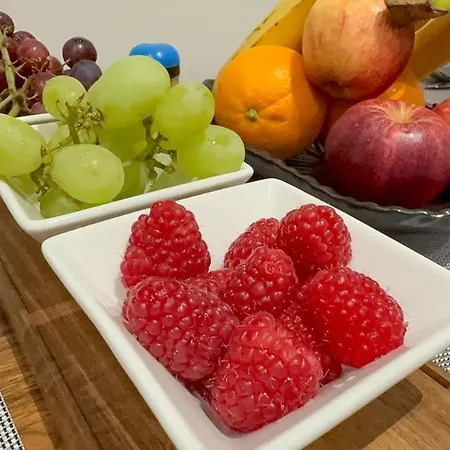 別荘 Cozy 5-bed Caldecott Stays-sleep 6 マンチェスター