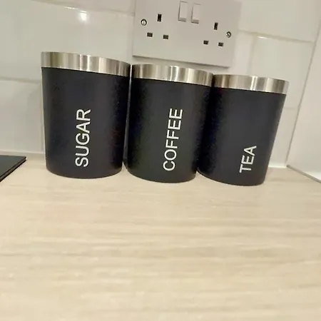 別荘 Cozy 5-bed Caldecott Stays-sleep 6 *