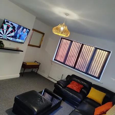 Northern Water Park Escape Sleeps 10 *