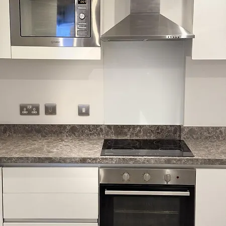 2br Duplex In Salford Mcr Sleeps4 Video In Photos Lägenhet Manchester