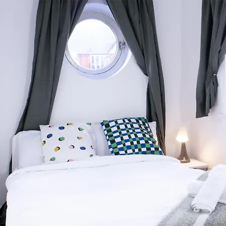 Apartment Great 2bed In Salford Quays With Water View *