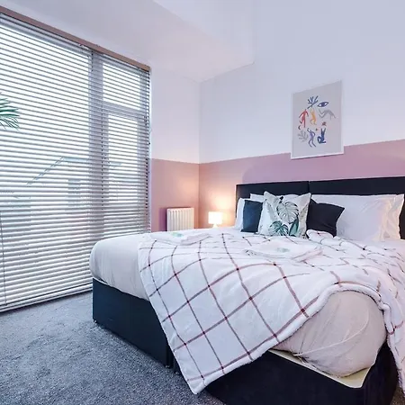 Three Bedroom House By Brookland Serviced Short Lets With Free Wifi