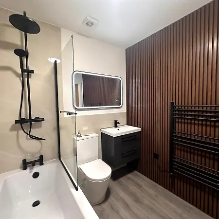 Apartamento Centrally Located Modern 2 Bedroom Apartment, Minutes Walk To Ao Arena Manchester