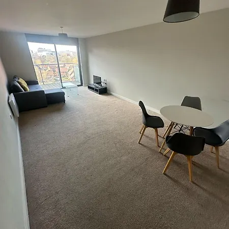Apartment Adelphi Wharf By Beehosting Manchester