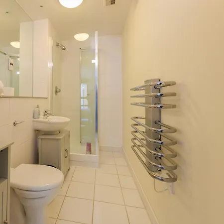 Luxury 2 Bed Ensuite Apartment In Deansgate 1 Min Walk To Commercial Area Lejlighed