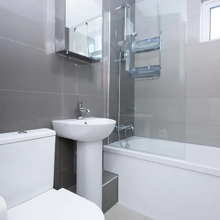 Waters Edge Apartment Manchester