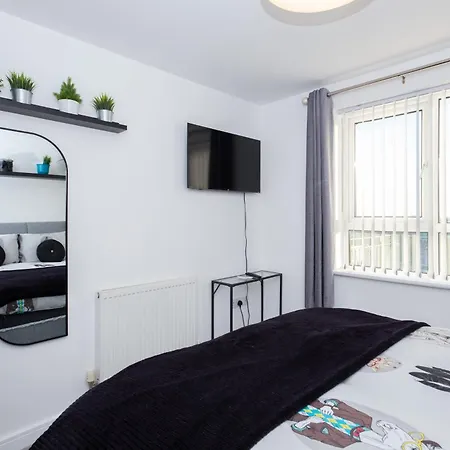 Waters Edge * Manchester