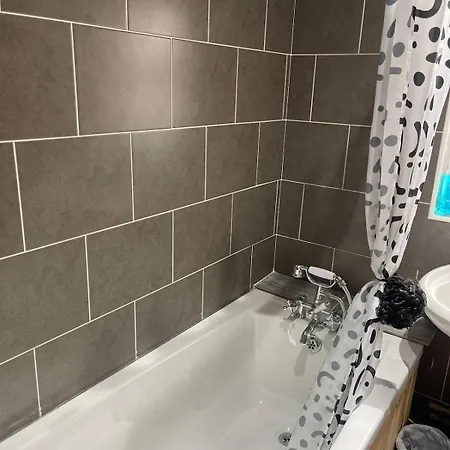 Appartement Stylish 2-bed Apartment, Near Old Trafford & Centre *