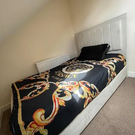 Stylish 2-bed Apartment, Near Old Trafford & Centre * Μάντσεστερ