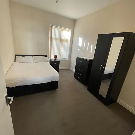 Stylish 2-bed Apartment, Near Old Trafford & Centre * Μάντσεστερ