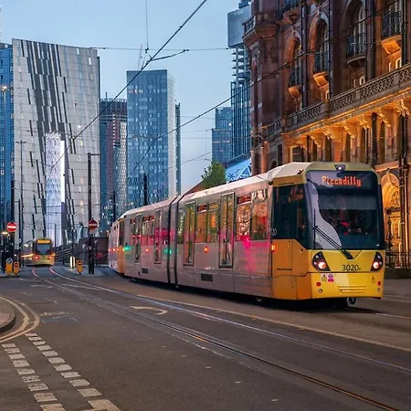 Luxury 2 Bed Deansgate Apartment Manchester