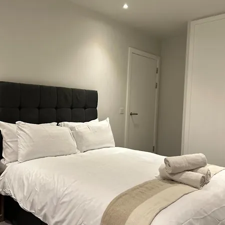 Apartment Spacious Terrace Gym Free Parking