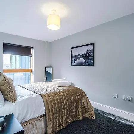 Emerald Centre Appartement *