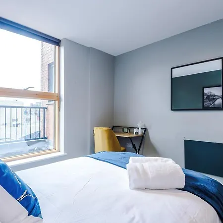 Diamond Centre Apartment *