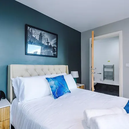 Diamond Centre Apartment