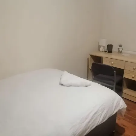 Guest house Png - Abernant Shared Facilities