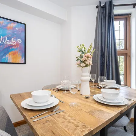 Pillo - Abbey Grove *