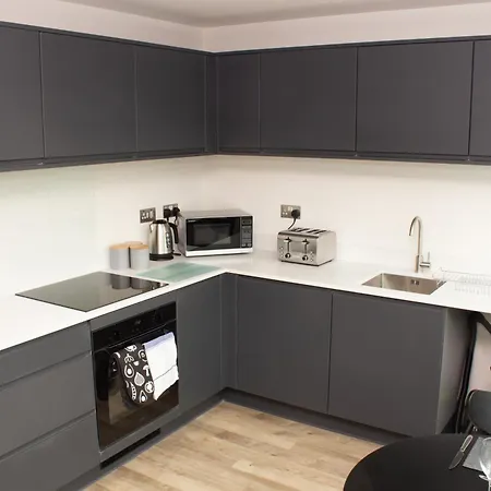 Apartment Dashing 1br Penthouse Near Mcr Stadiums