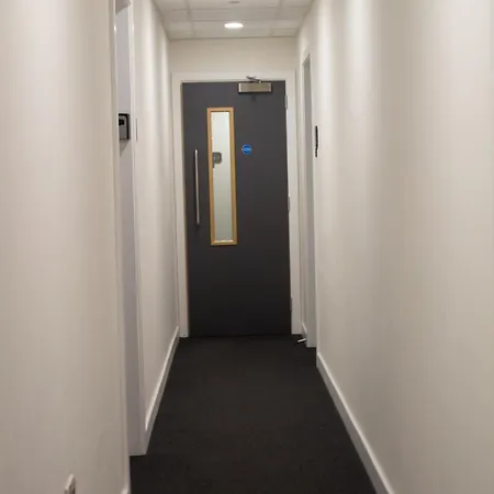 Apartment Dashing 1br Penthouse Near Mcr Stadiums