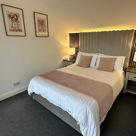Waterside Mufc & Trafford Centre Townhouse 4 Bedroom Free Parking Manchester