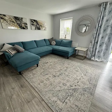 Waterside Mufc & Trafford Centre Townhouse 4 Bedroom Free Parking Apartment Manchester