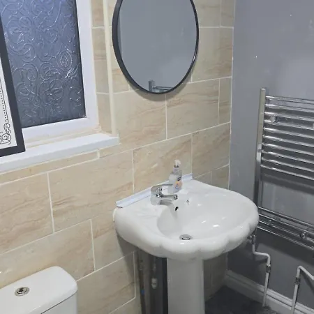Alma Co-living - Private Self-cater *