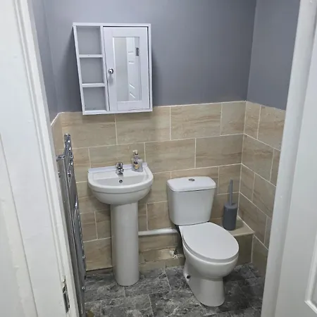 Alma Co-living - Private Self-cater * Manchester