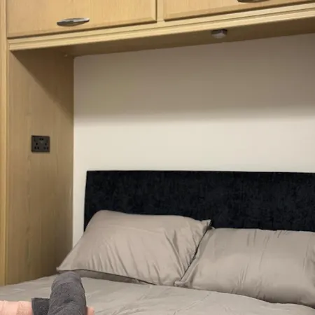 Holiday home Charming Salford House