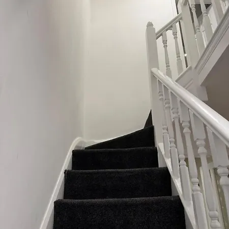 Charming Salford House * Manchester