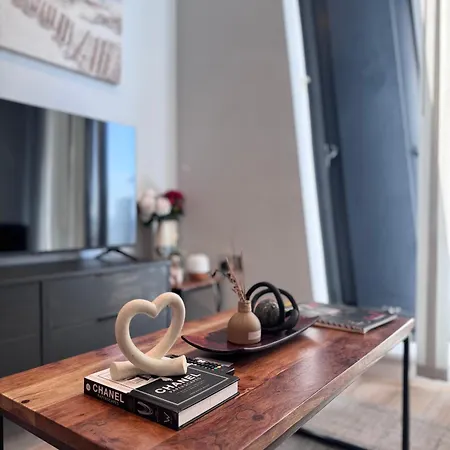 Apartment Lucid