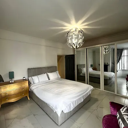 Casa vacanze The 3-bed Luxe Sanctuary - Free Parking & Office Manchester