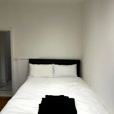 Casa vacanze The 3-bed Luxe Sanctuary - Free Parking & Office Manchester