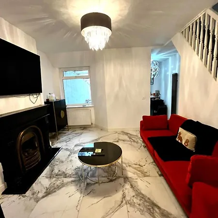 Casa vacanze The 3-bed Luxe Sanctuary - Free Parking & Office *