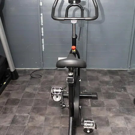 The Grey Mansion * Manchester