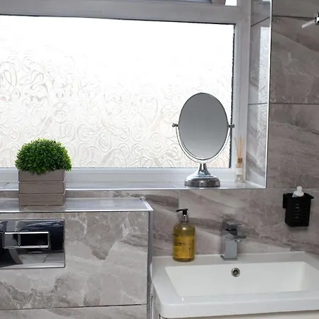 The Grey Mansion Feriehus