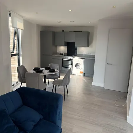 Luxury 2 Bedrooms Apartment