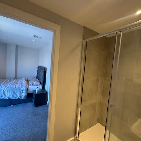 Luxury 2 Bedrooms Apartment