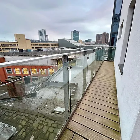 Centre 2 Bed With A Balcony Mánchester
