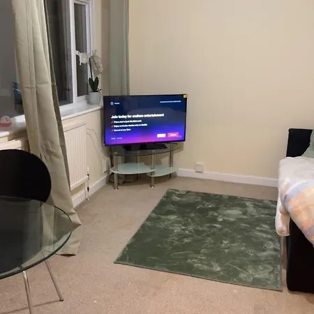 Apartmán Modern - Views - Parking - Sleeps 3 *