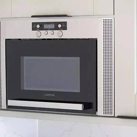 2 Bed 2 Bath, Excusive And Central, Concierge Service