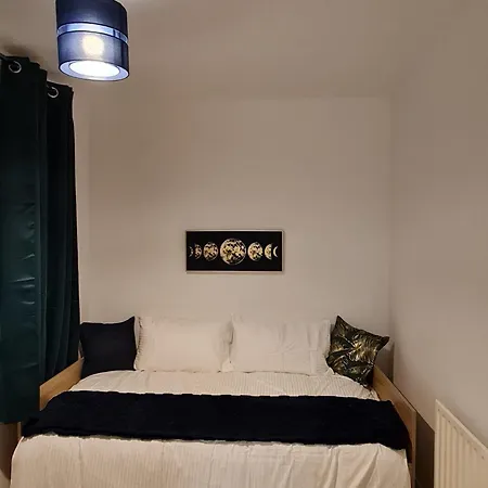 Cozy With Amenities *