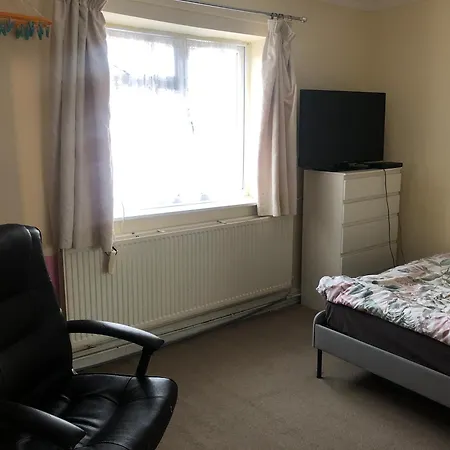 Large Close To Centre *