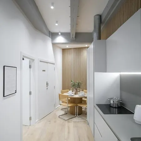 Apartment Chicago By The Heim *