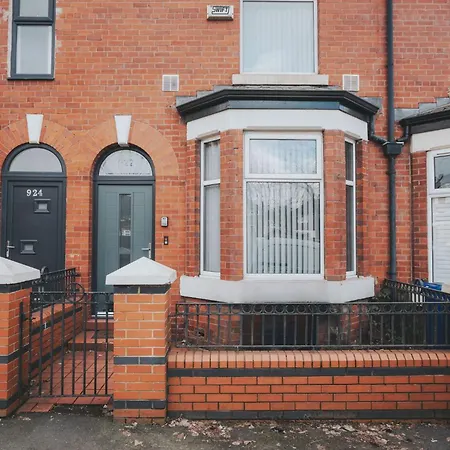 Holiday home Spacious 4br In *