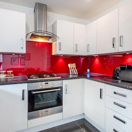 Modern Near Etihad, Coop Live Manchester