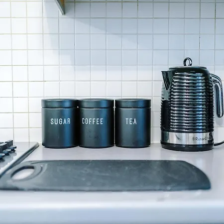 New!- Gorton Place By Greenstay Serviced - 4 Bed 3 Bath House In - Free Parking - Fast 250 Mbps Wi-fi - Ideal For Contractors, Business Travellers & Relocations - Close To Centre, Airport, Etihad Stadium - Long Wel Σπίτι διακοπών *