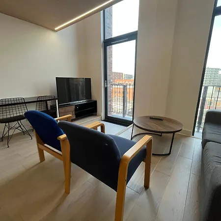 Comfortable 2 Bed Flat Near Deansgate Station *