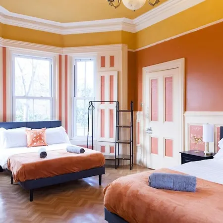 Victorian Elegance At Kingscliffe, Sleeps 17 マンチェスター