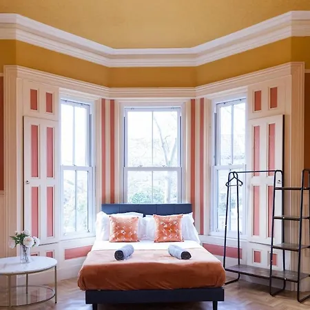 Victorian Elegance At Kingscliffe, Sleeps 17 Villa *