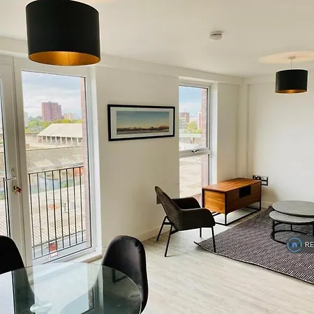 Comfy 1 Bedroom